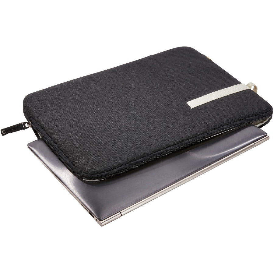 Case Logic Ibira 14" Laptop Sleeve - Black, Slim Protective Carrying Case with Zipper Closure