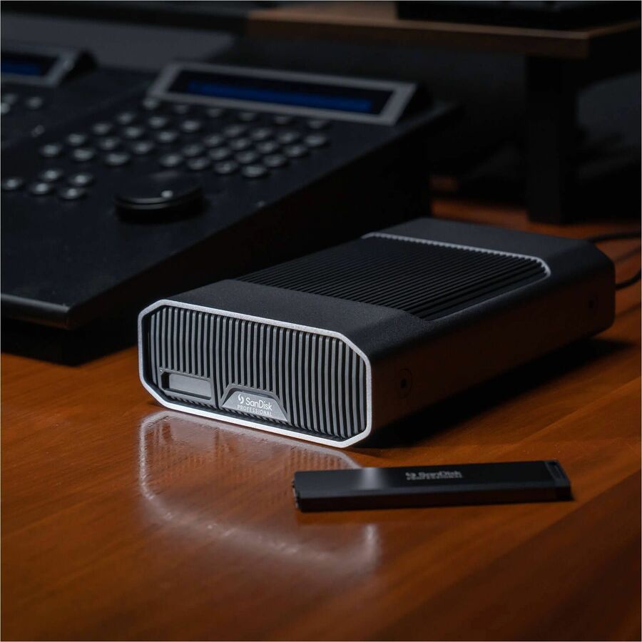 SanDisk Professional G-DRIVE PROJECT SDPHG1H-008T-NBAAD 8TB Portable External Hard Drive with Thunderbolt and USB-C