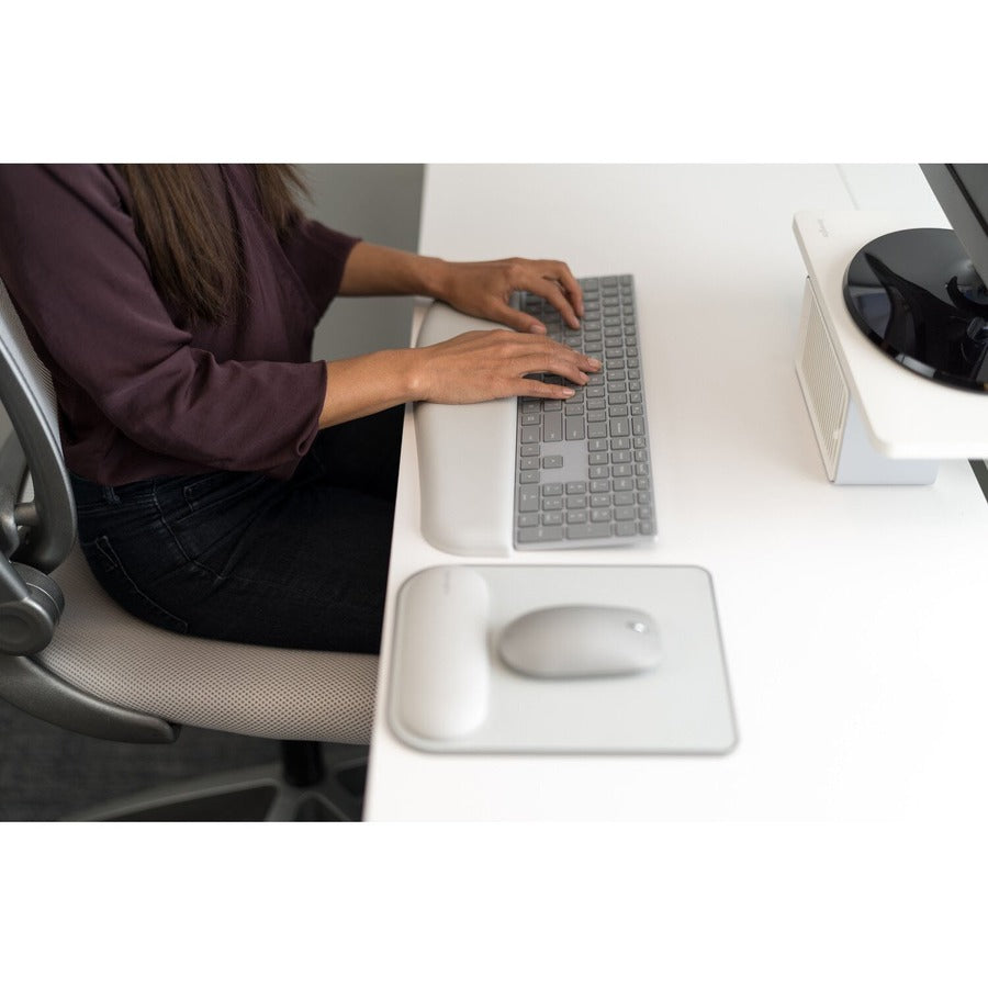 Kensington ErgoSoft Wrist Rest Mouse Pad for Standard Mouse