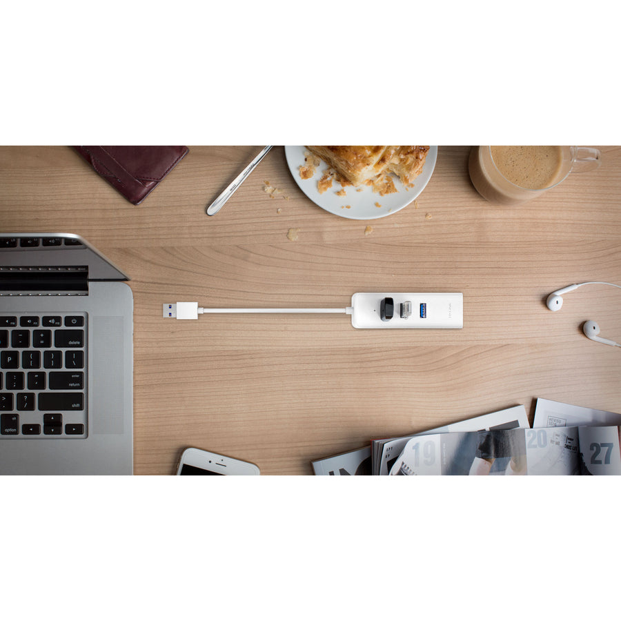 TP-Link USB 3.0 3-Port Hub & Gigabit Ethernet Adapter 2 in 1 USB Adapter