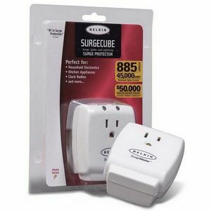 Belkin 1-Outlet SurgeCube with Grounded Outlet Protection and LED Indicators - 885 Joules