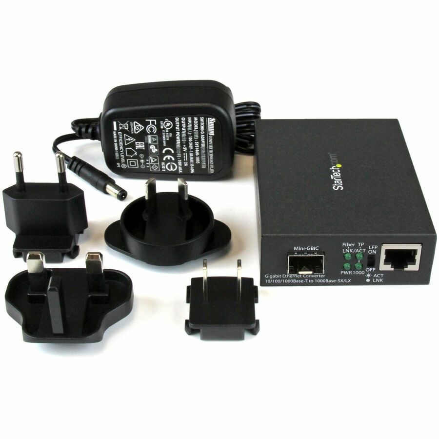 StarTech.com Gigabit Ethernet Fiber Media Converter with Open SFP Slot - Supports 10/100/1000 Networks