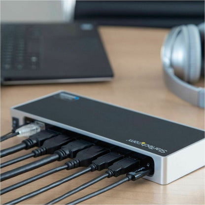 StarTech.com DK30A2DH Dual 4K Docking Station with 6 USB 3.0 Ports for Mac and Windows Laptops