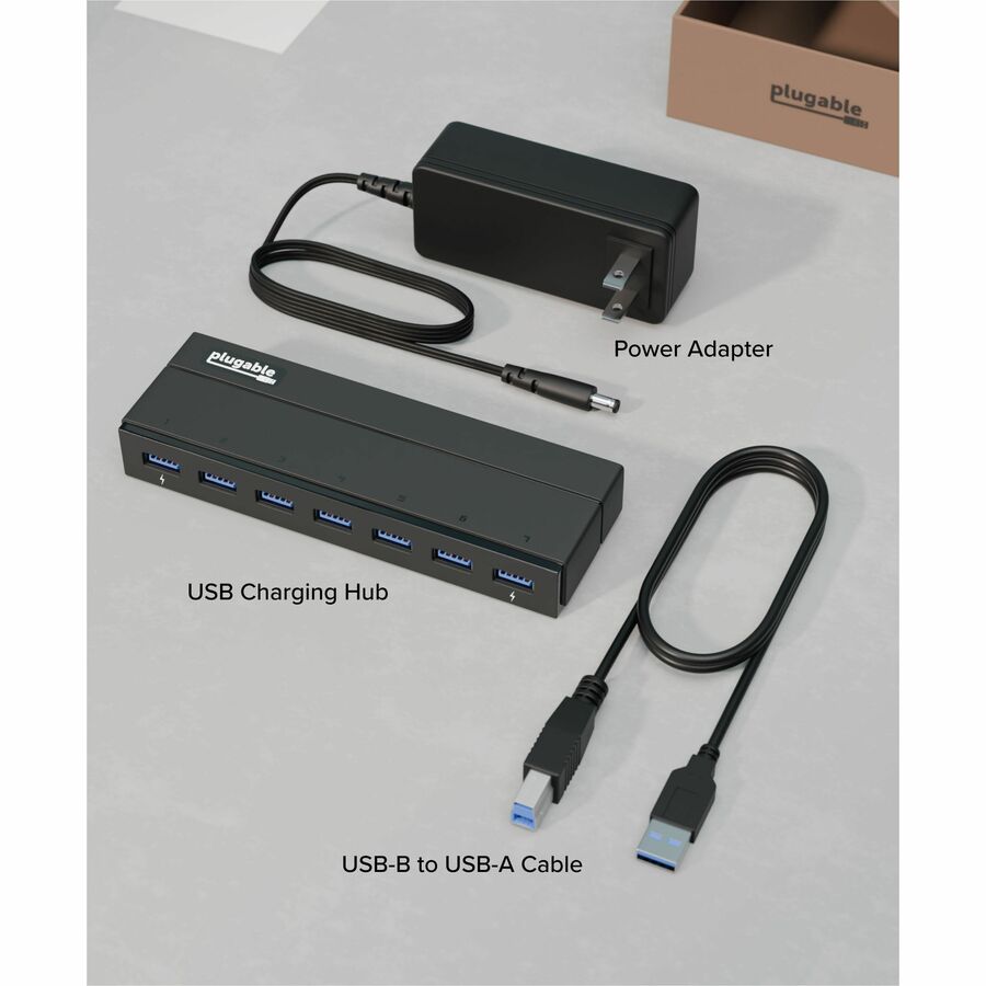 Plugable Technologies USB 3.0 7-Port Hub with Power Adapter and Blue LED Indicators
