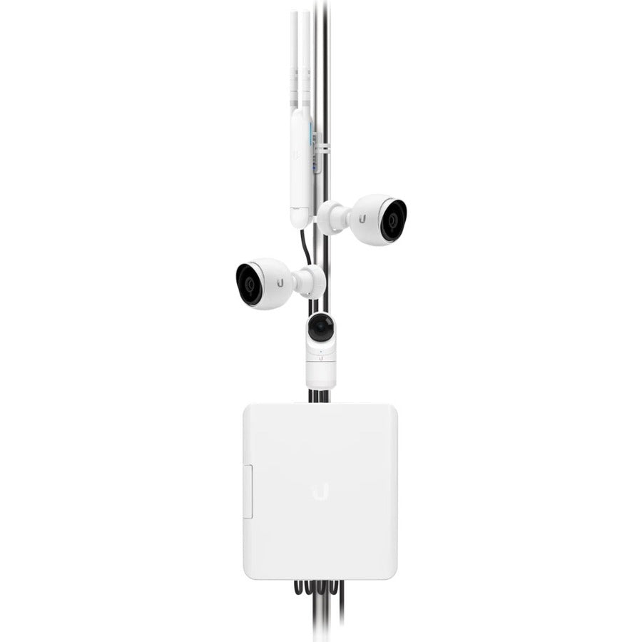 Ubiquiti USW-Flex 5-Port Layer 2 Gigabit PoE Switch for Indoor and Outdoor Networks