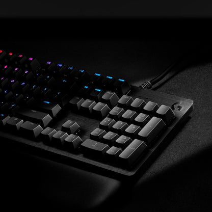 Logitech G512 LIGHTSYNC RGB Mechanical Gaming Keyboard with GX Blue Switches, USB Passthrough and Aluminum Alloy Top Case