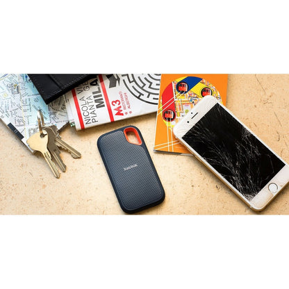 Western Digital SanDisk Extreme SDSSDE61-2T00-G25 2TB Portable SSD with USB 3.1 Gen 2