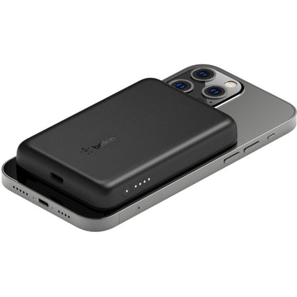 Belkin BoostCharge Magnetic Wireless Power Bank 2.5K for iPhone 14, 13, 12 Series