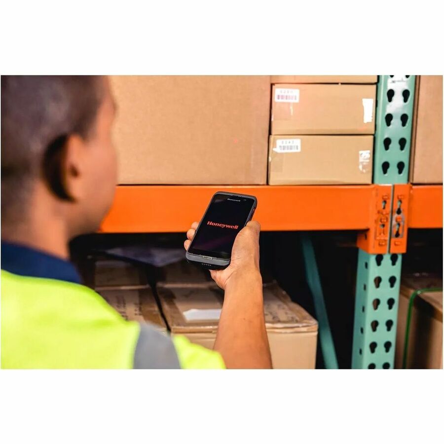 Honeywell CT47 Handheld Terminal with 5G Connectivity and Rugged Design