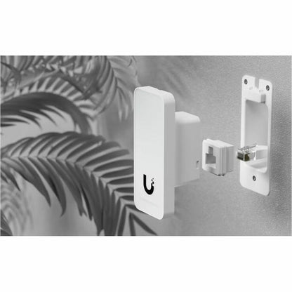 Ubiquiti G2 Reader - Outdoor NFC Card Access and Request-to-Exit Device