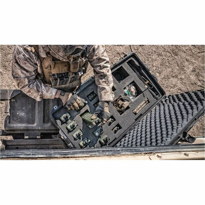 Pelican 1646 Air Case Waterproof Crushproof Gear Shipping Case