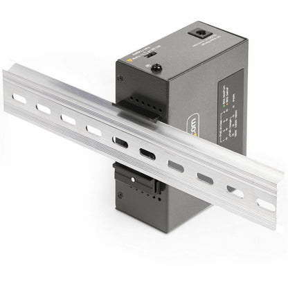 StarTech.com 4-Port Multi-Gigabit PoE++ Injector (Part #AS445C-POE-INJECTOR) with 95W Power and 328ft Range