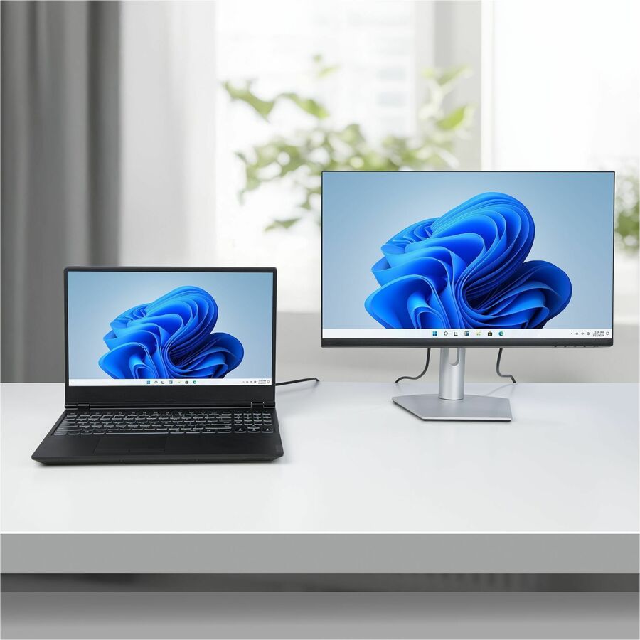 StarTech.com 10ft Mini DisplayPort to DisplayPort 1.4 Cable with 8K Support