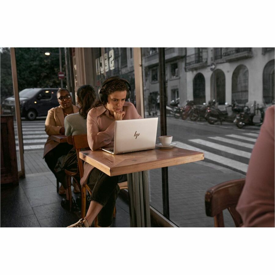 HP EliteBook 6 G1i 14" Notebook - WUXGA - Intel Core Ultra 5 235U - vPro Technology - 16 GB - 512 GB PCIe NVMe SSD - English Keyboard - Pike Silver Aluminum