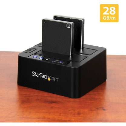 StarTech.com USB 3.1 (10Gbps) Standalone Duplicator Dock for 2.5" & 3.5" SATA SSD / HDD Drives - with Fast-Speed Duplication up to 28GB/min
