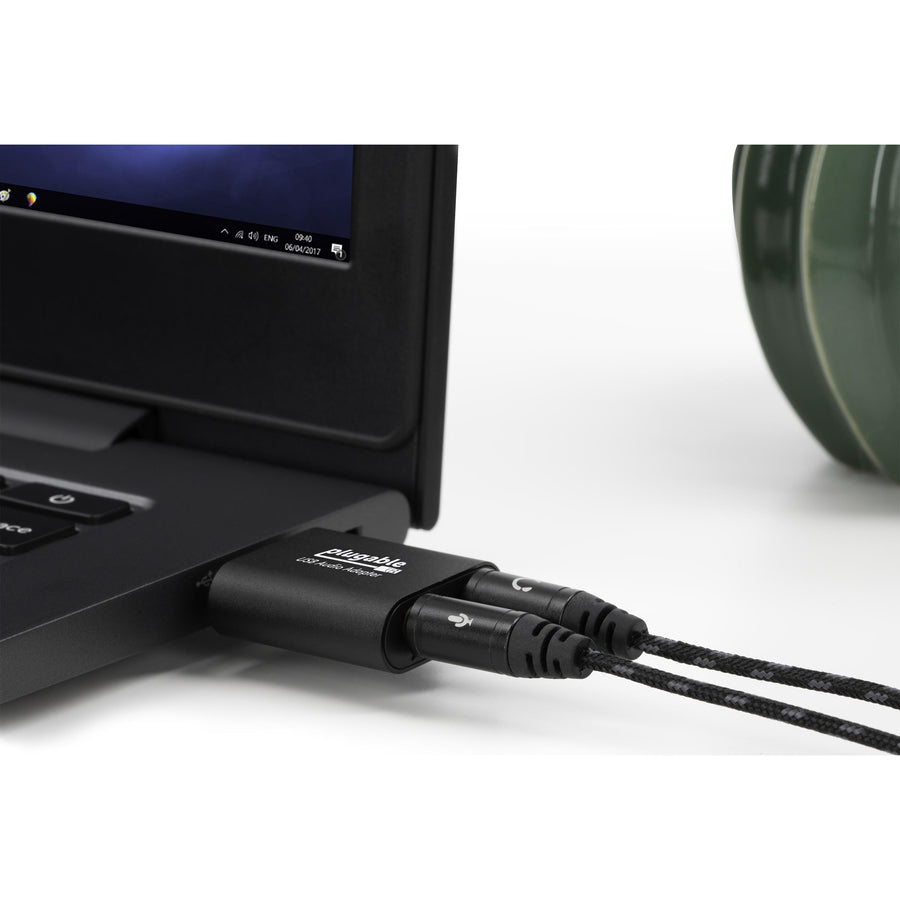 Plugable USB Audio Adapter with 3.5mm Speaker-Headphone and Microphone Jack