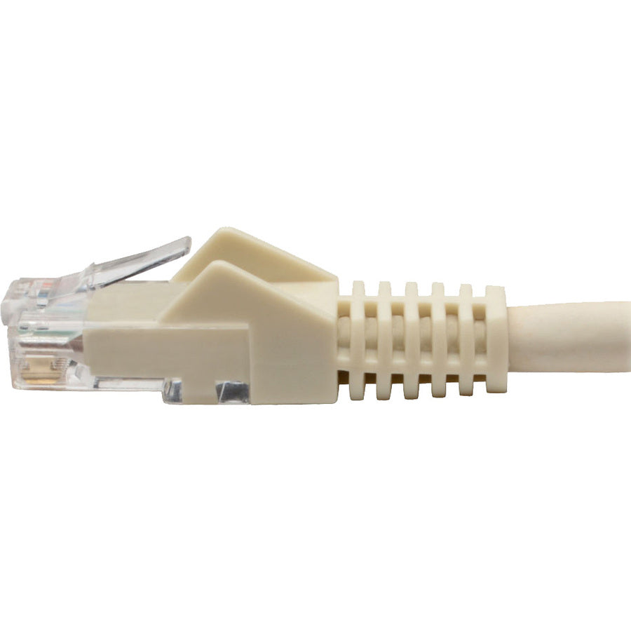 Tripp Lite Cat6 GbE Gigabit Ethernet Snagless Molded Patch Cable UTP White RJ45 M/M 6in 6"