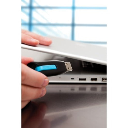 Verbatim 16GB Store 'n' Go V3 USB 3.0 Flash Drive - Blue