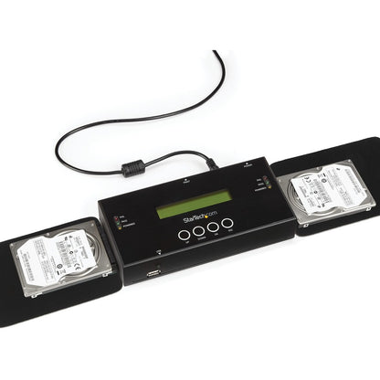 StarTech.com 1:1 Standalone Hard Drive Duplicator and Eraser for 2.5 / 3.5in SATA and SAS Drives - HDD/SSD Cloner and Eraser for SATA/SAS