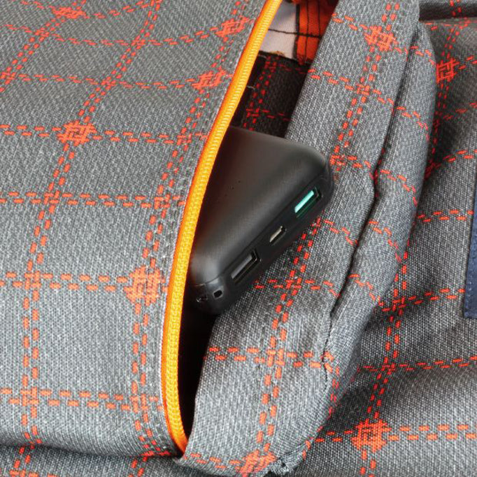 Aluratek 20,000 mAh Portable Battery Charger