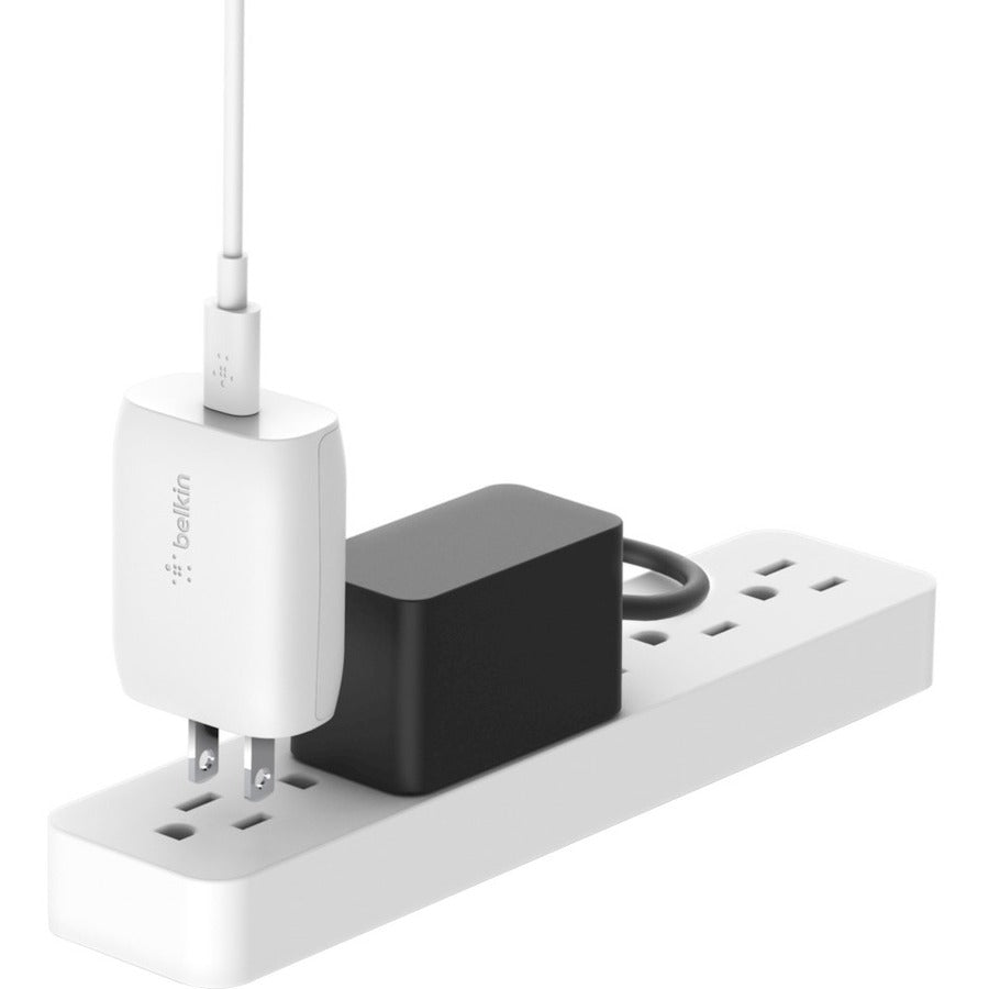Belkin BOOST&uarr;CHARGE USB-C Wall Charger 18W + USB-C to Lightning Cable