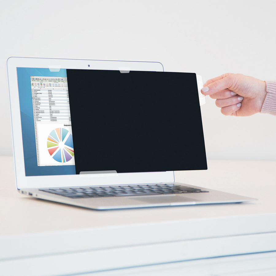 Fellowes PrivaScreen&trade; Blackout Privacy Filter - 23.8" Wide
