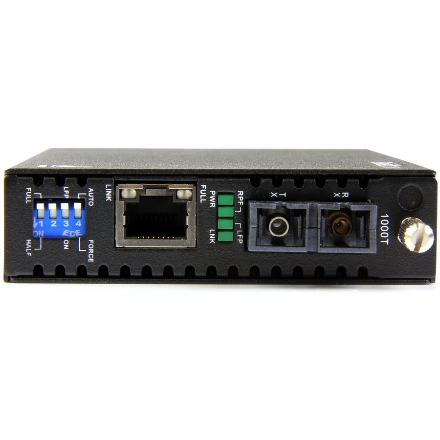 StarTech.com Gigabit Ethernet Single Mode Fiber Media Converter SC 40 km - 1000 Mbps