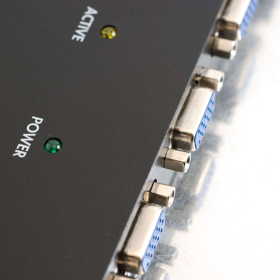 C2G TruLink 2-Port UXGA Monitor Splitter/Extender (Female Input)