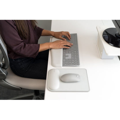 Kensington ErgoSoft Wrist Rest Mouse Pad for Standard Mouse