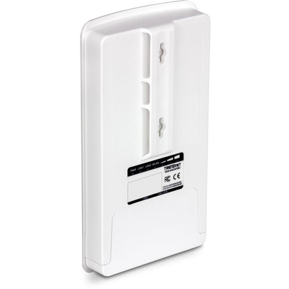 TRENDnet 14 DBI WiFi AC867 Outdoor Poe Preconfigured Point-to-Point Bridge Kit; 4 DBI Directional Antennas; for Point-to-Point WiFi Bridging Applications; 5GHz; AC867; TEW-840APBO2K